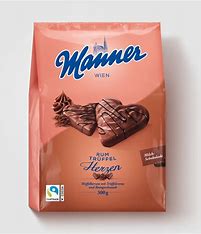 Manner Rum Truffel Heart Wafers 300g